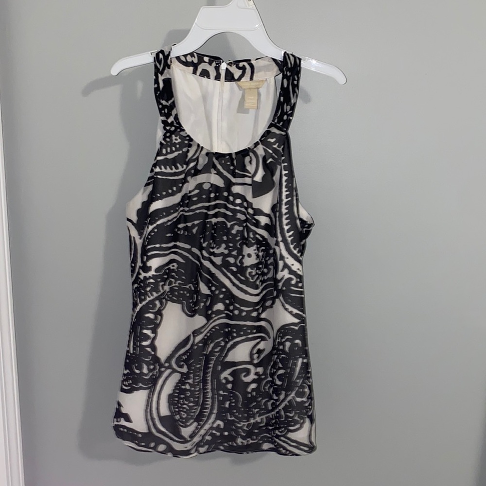 Scoop-neck Banana Republic summer work tank blouse